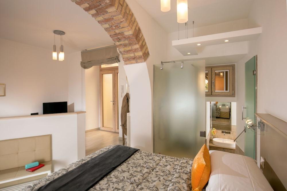 Vatican Studio Apartment
