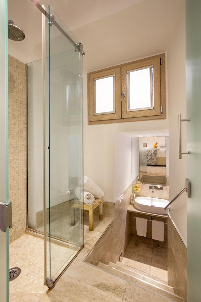Vatican Studio Apartment