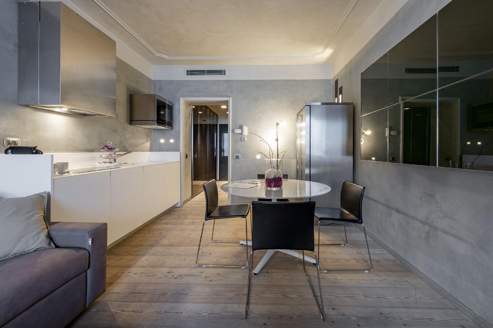 Milan Royal Suites & Luxury Apartments