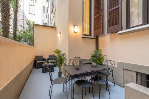 Milan Royal Suites & Luxury Apartments