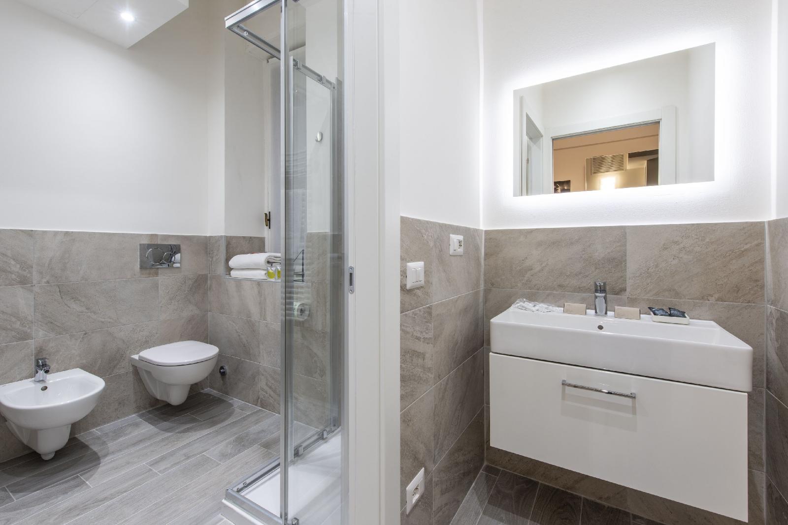 Milan Royal Suites & Luxury Apartments