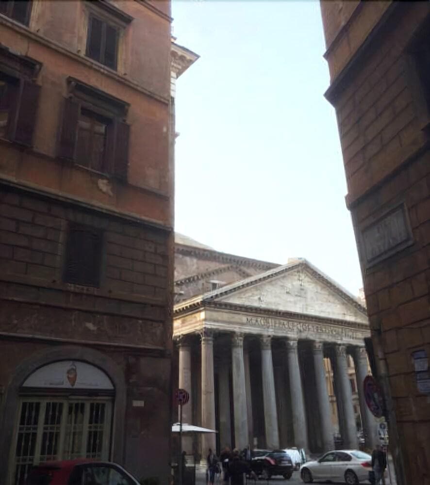 The Pantheon Apartment