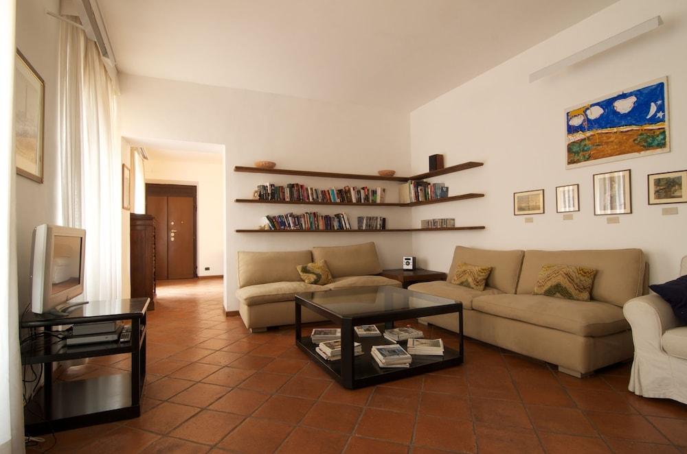 The Pantheon Apartment