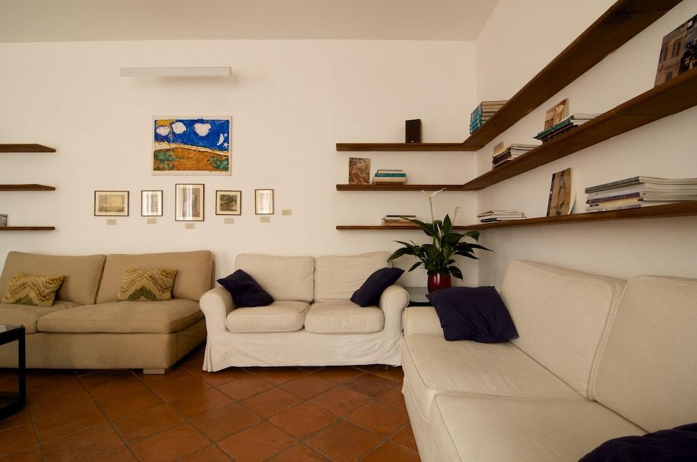 The Pantheon Apartment