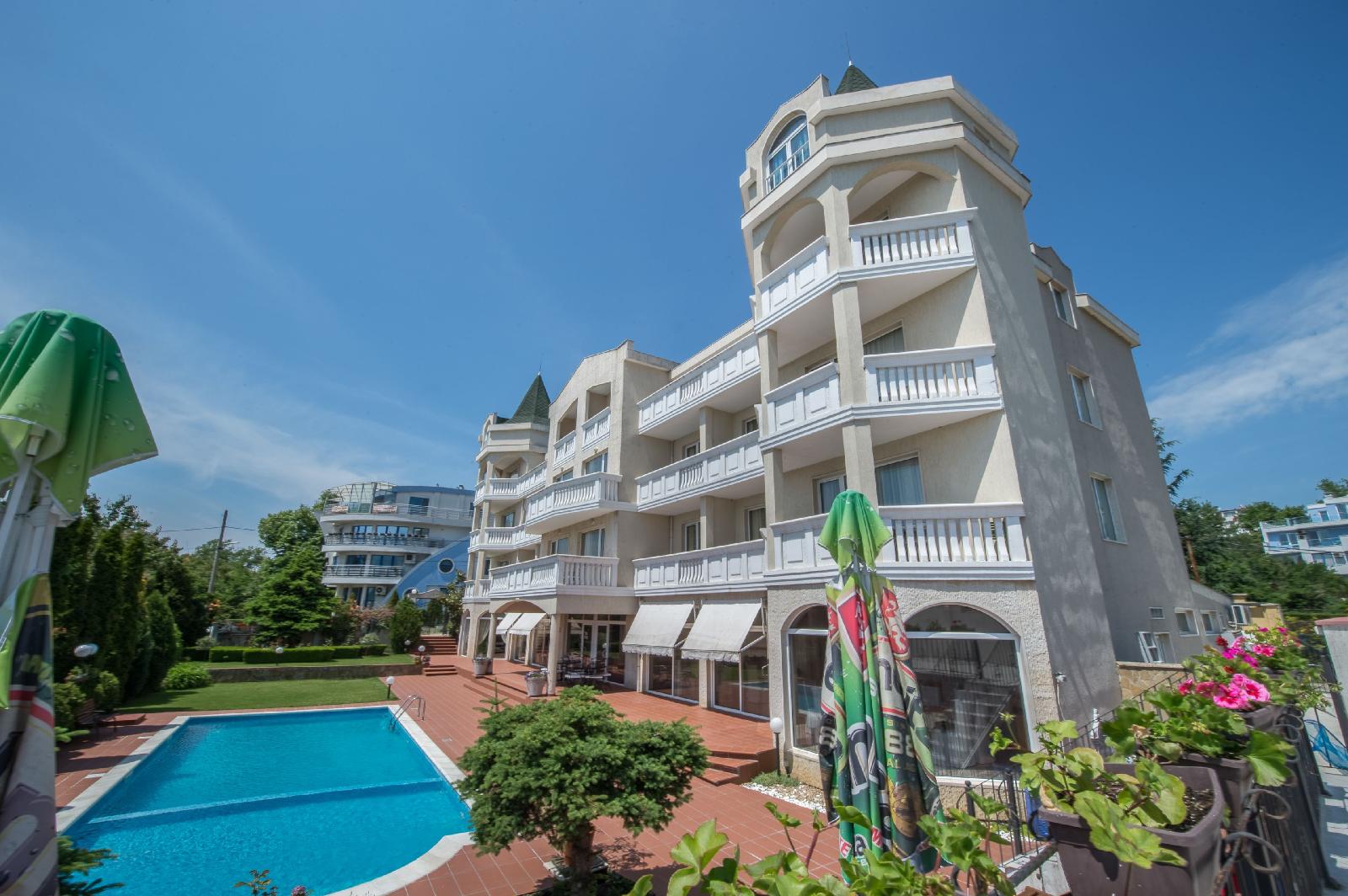 Alekta Hotel