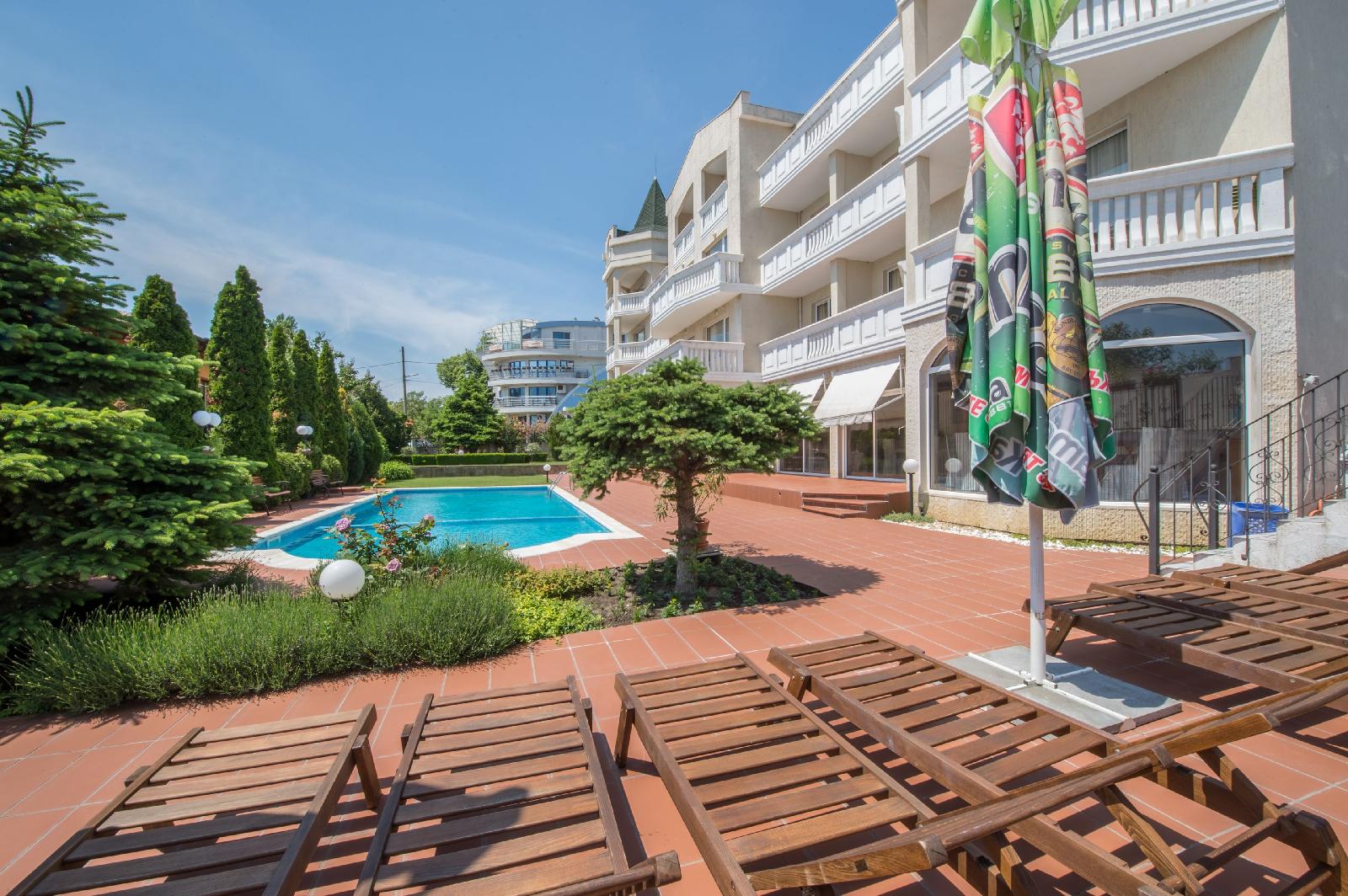 Alekta Hotel