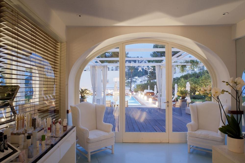 JK Capri Place