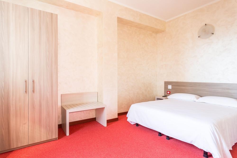 Hotel Italia