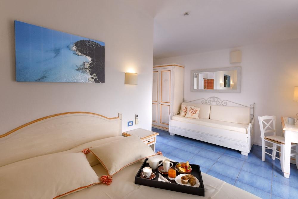 Janas Hotel