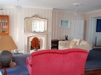 Newbridge House - B&B