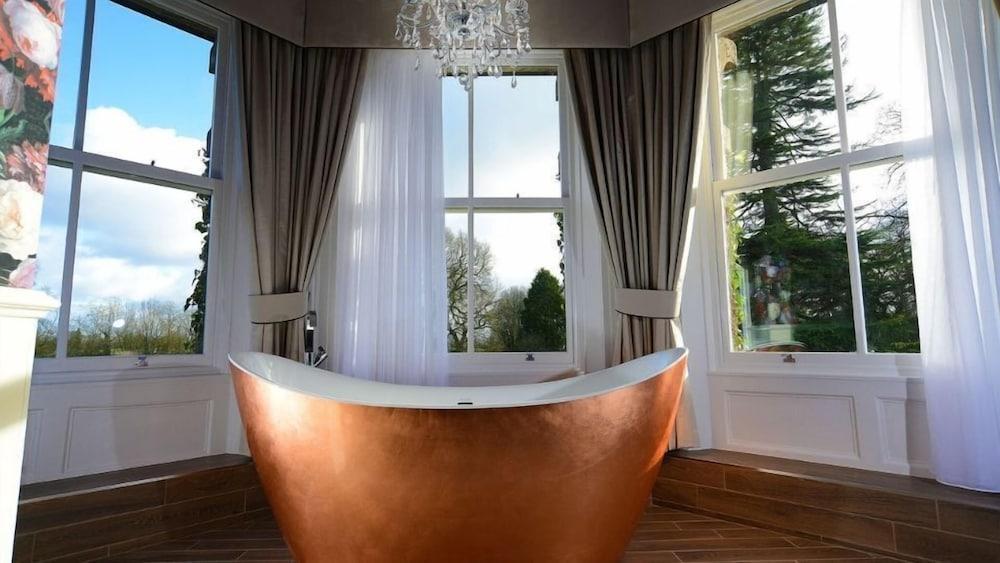 Bartle Hall Country Hotel & Restaurant