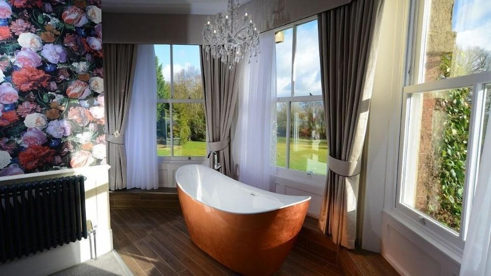 Bartle Hall Country Hotel & Restaurant