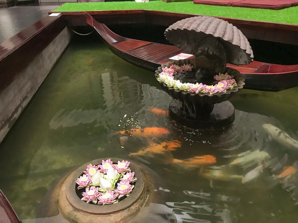Treasure Oasis Hotel