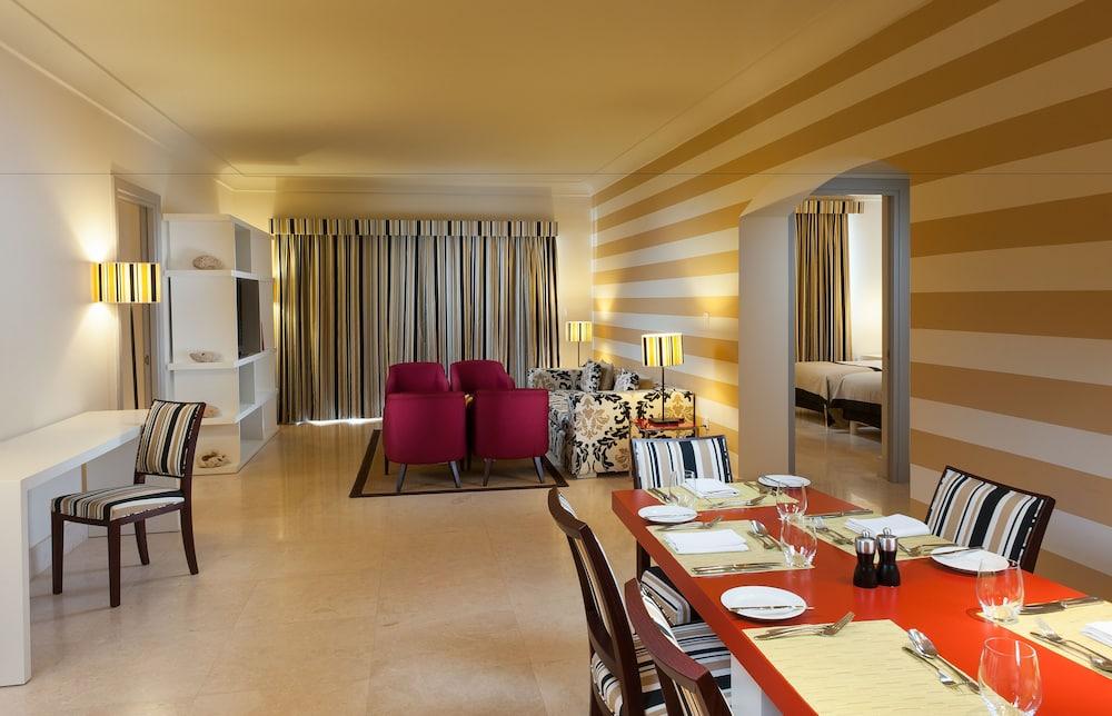 Juweira Boutique Hotel