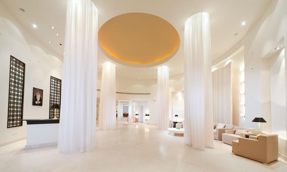 Juweira Boutique Hotel