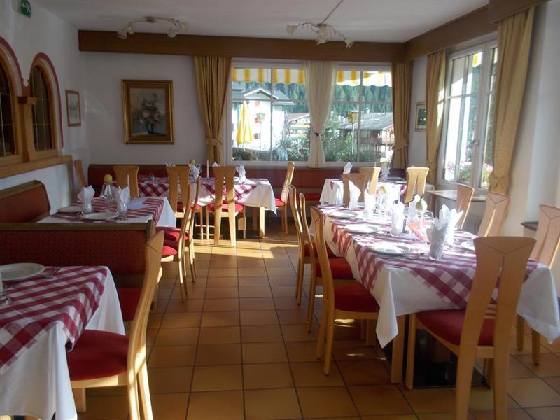 Sport Hotel Enrosadira
