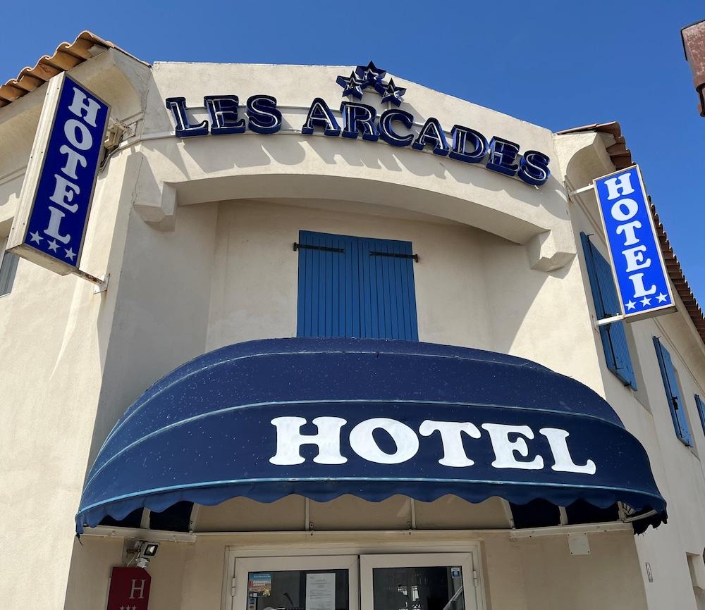 Hotel les Arcades