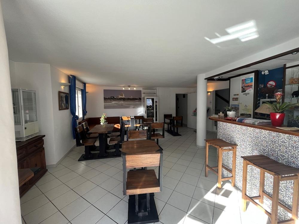 Hotel les Arcades