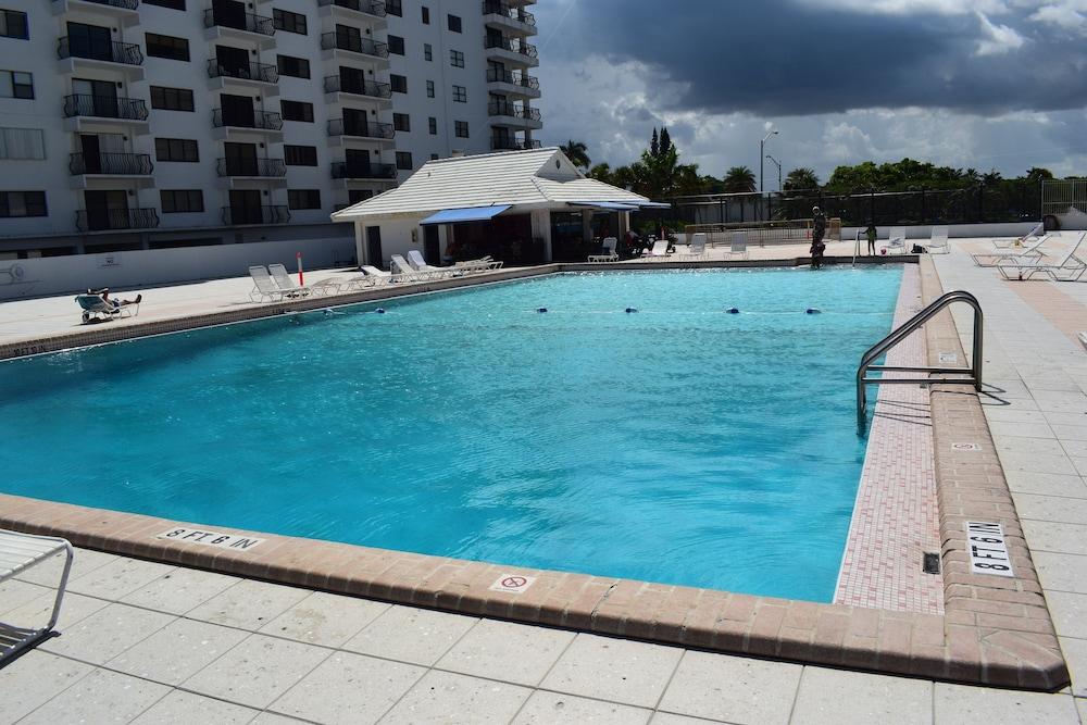 Castle Beach Club Condominiums by New Point Miami
