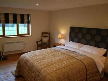 Brook Farm Bed And Breakfast