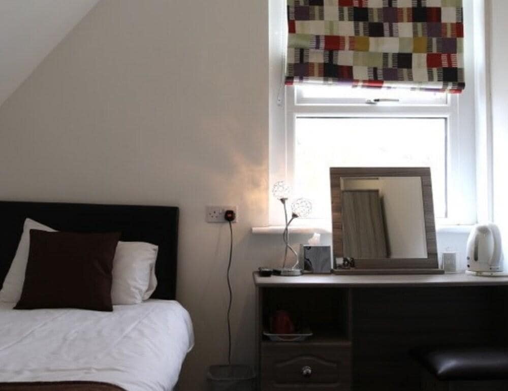 Aberthaw House Hotel