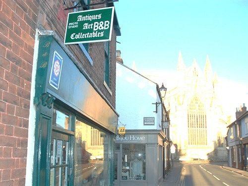 Potts of Flemingate Hotel Beverley