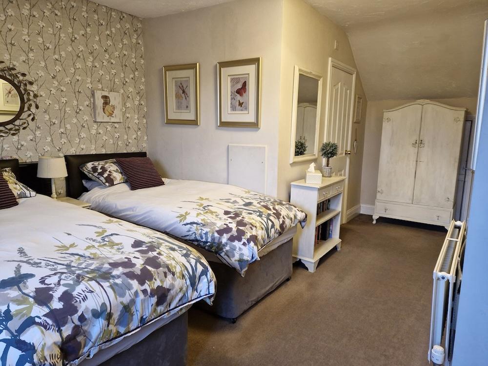 Warwick Lodge Guest House