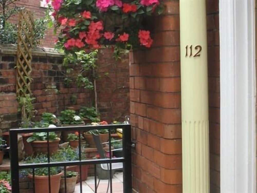 Warwick Lodge Guest House