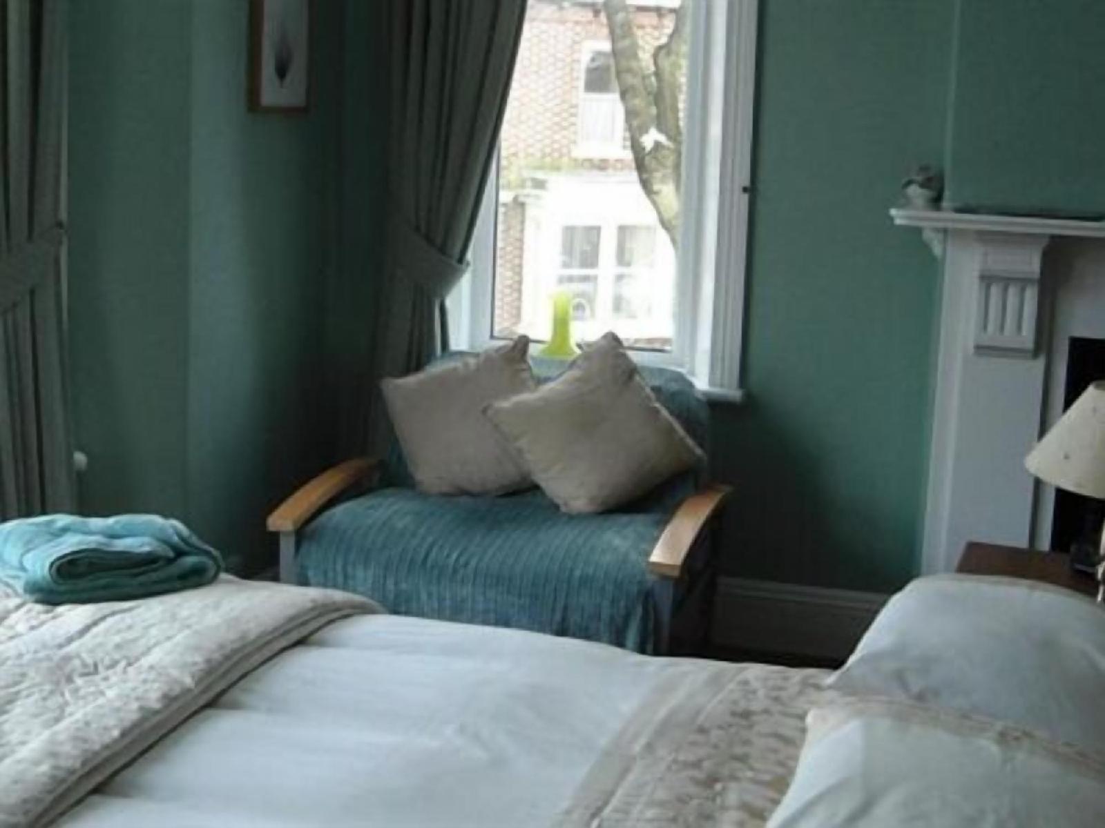Warwick Lodge Guest House