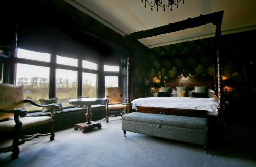 Mitton Hall