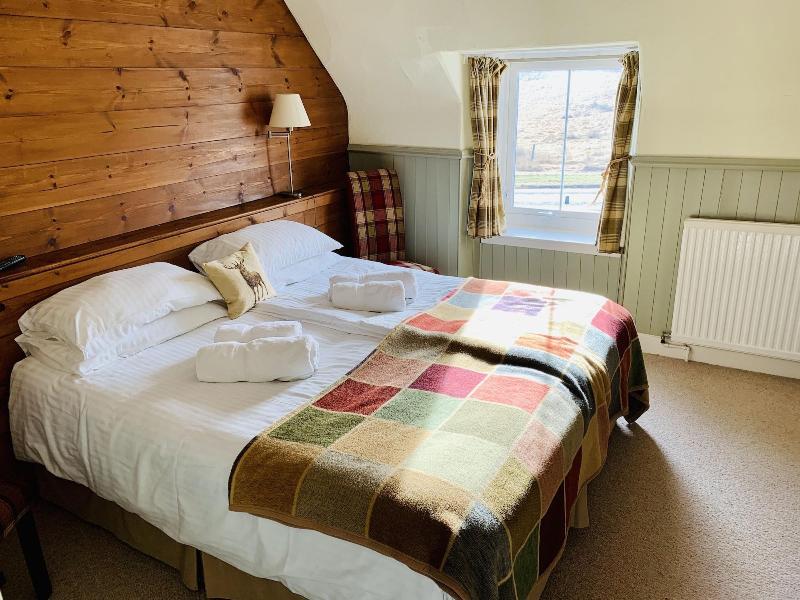 Aultguish Inn