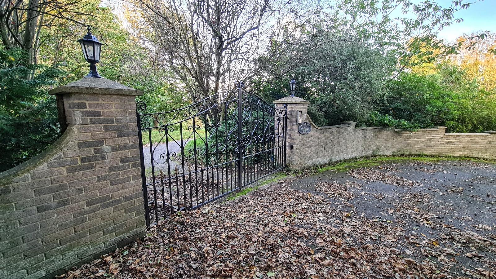 Summerfields House - B&B