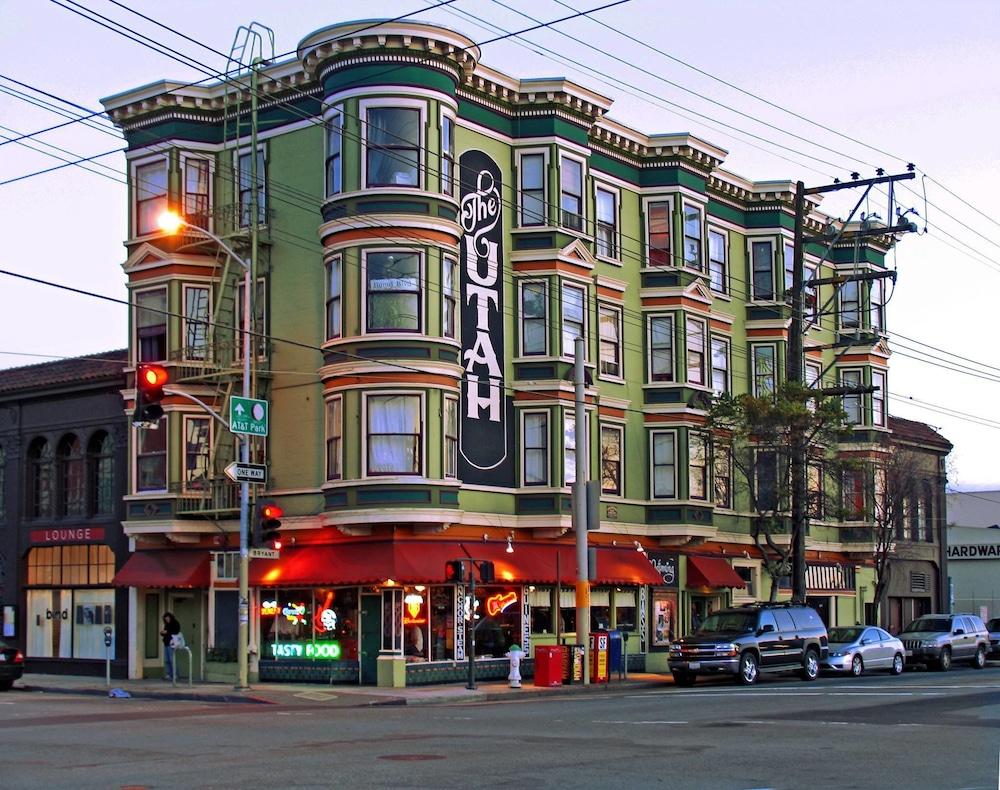 The Hotel Utah Saloon