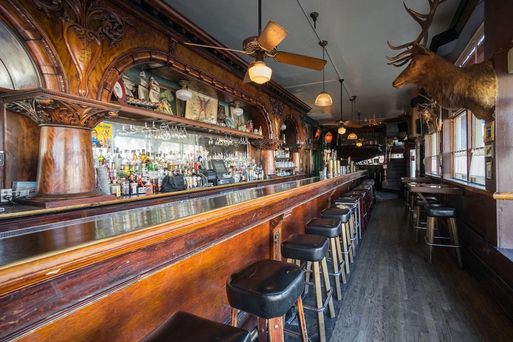 The Hotel Utah Saloon