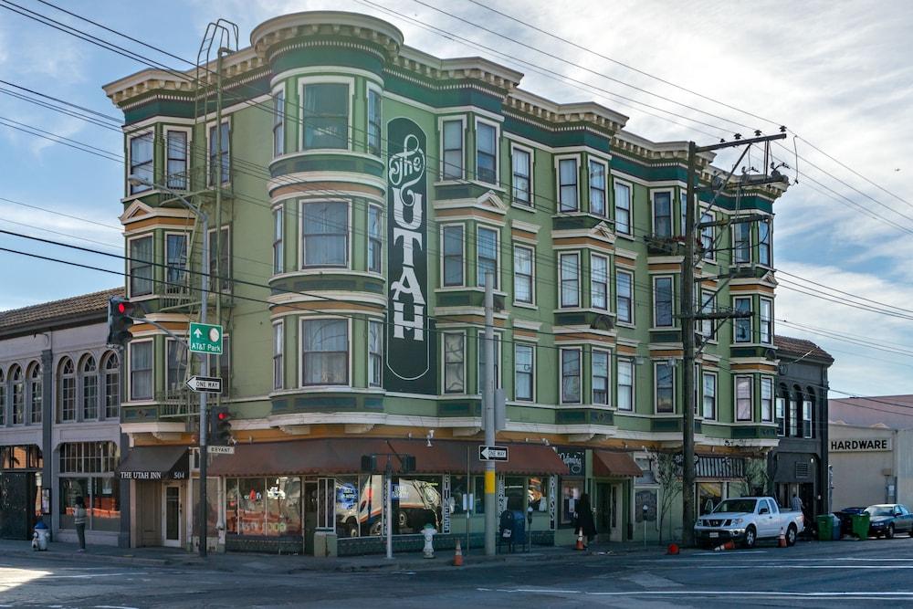 The Hotel Utah Saloon