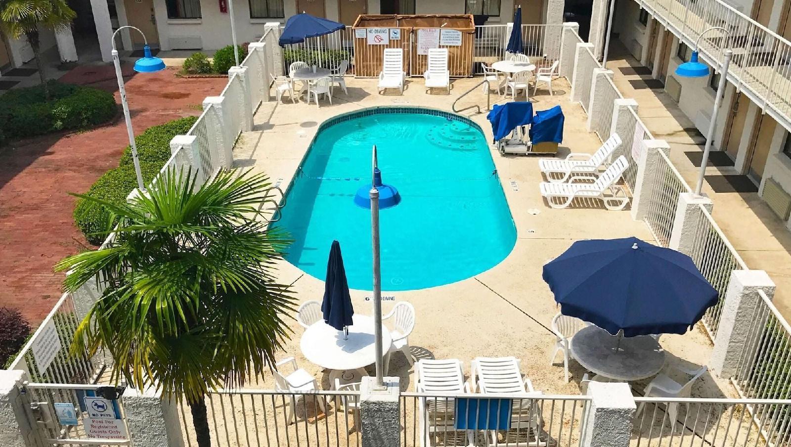 Magnuson Hotel Baton Rouge East