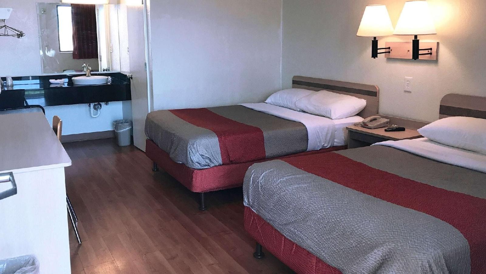 Magnuson Hotel Baton Rouge East