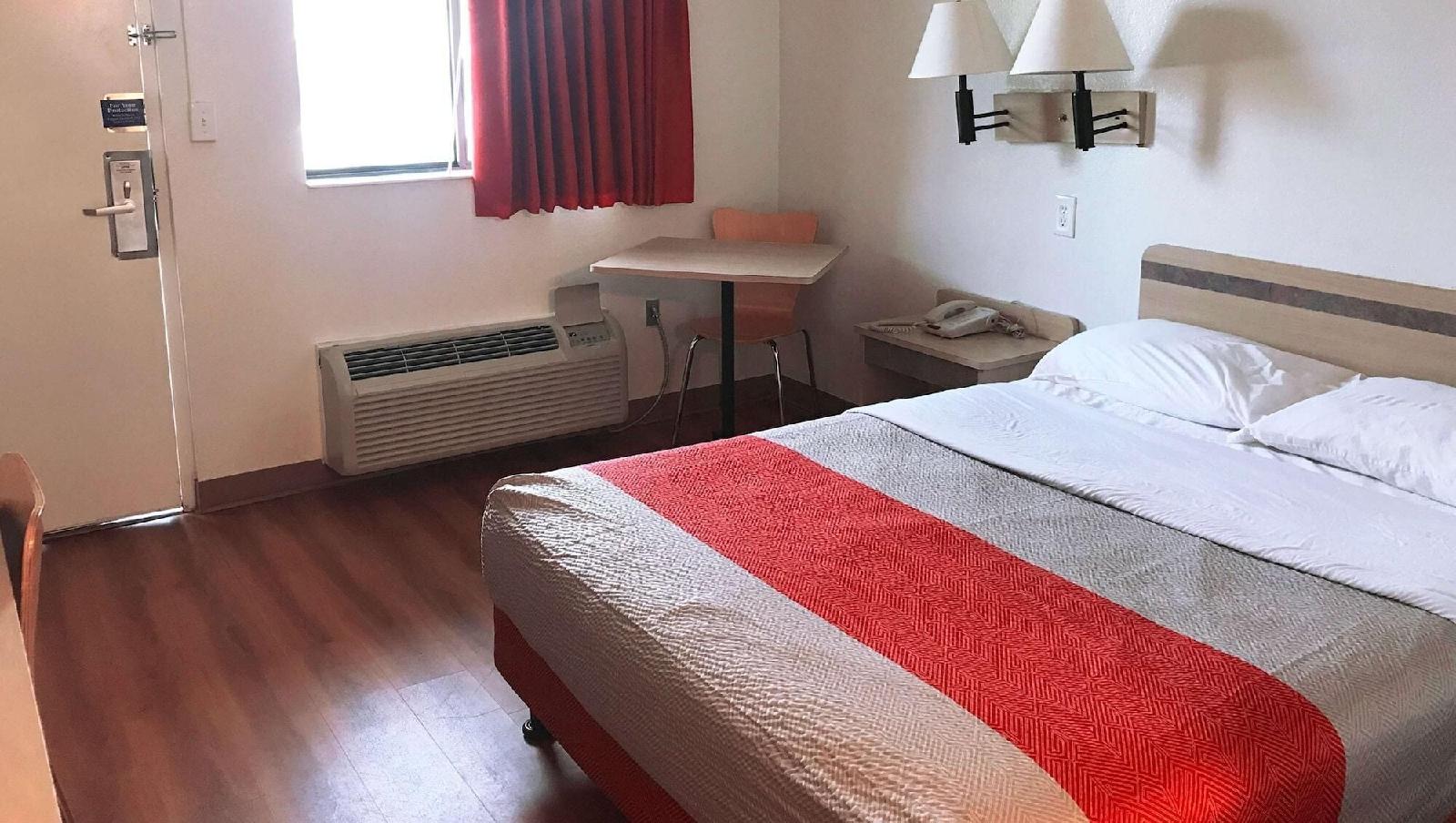 Magnuson Hotel Baton Rouge East