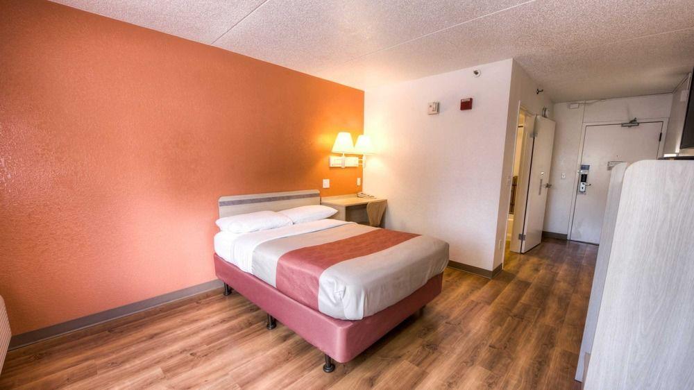Motel 6 New Haven Branford