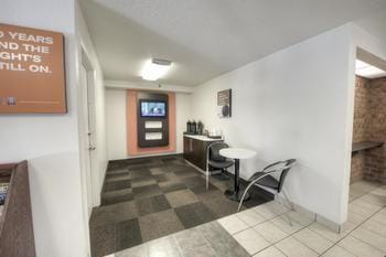 Motel 6 New Haven Branford