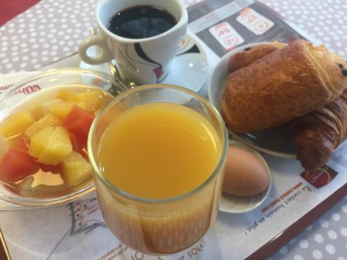 Contact Hotel Foch