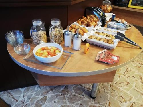 Contact Hotel Foch