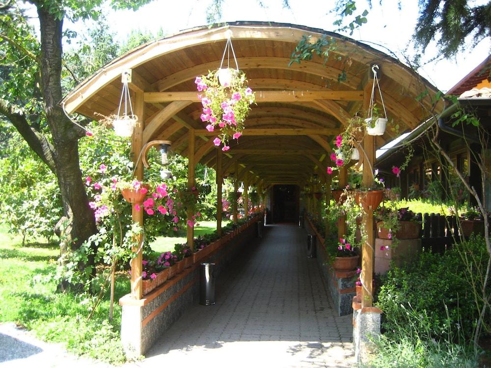 Hotel Ristorante La Perla