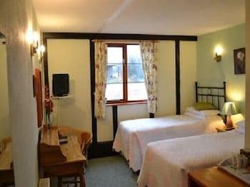 Six Bells Inn