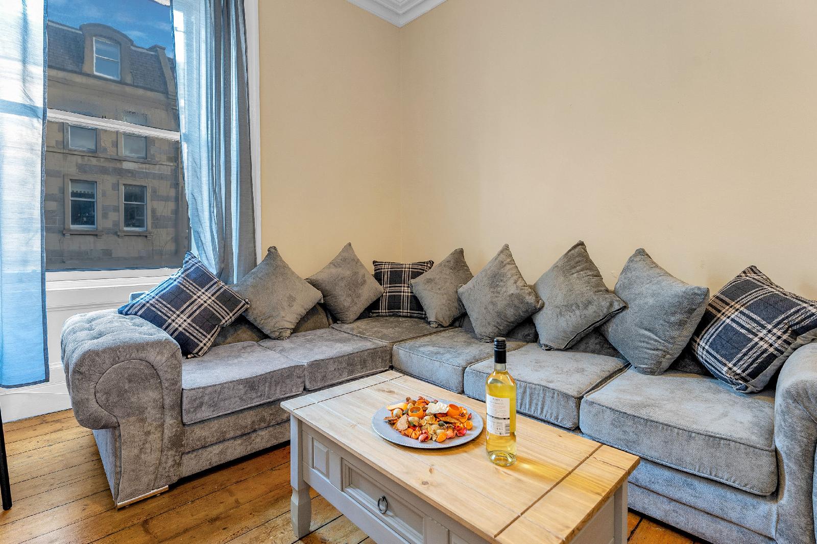 Tony Asga - Jasmine Apartment