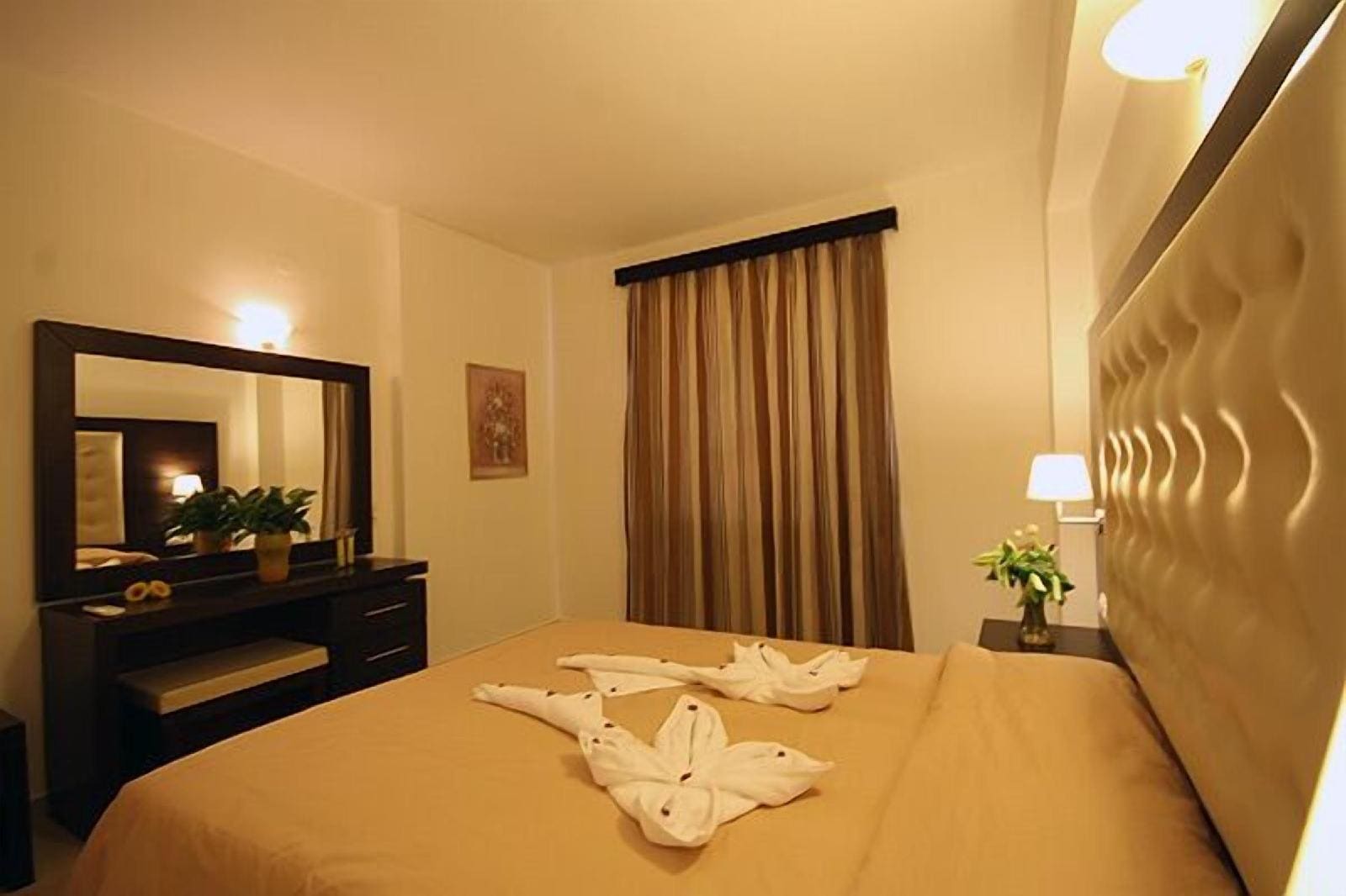 Castro Beach Hotel