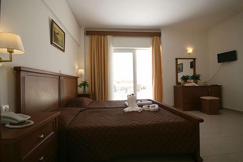 Castro Beach Hotel