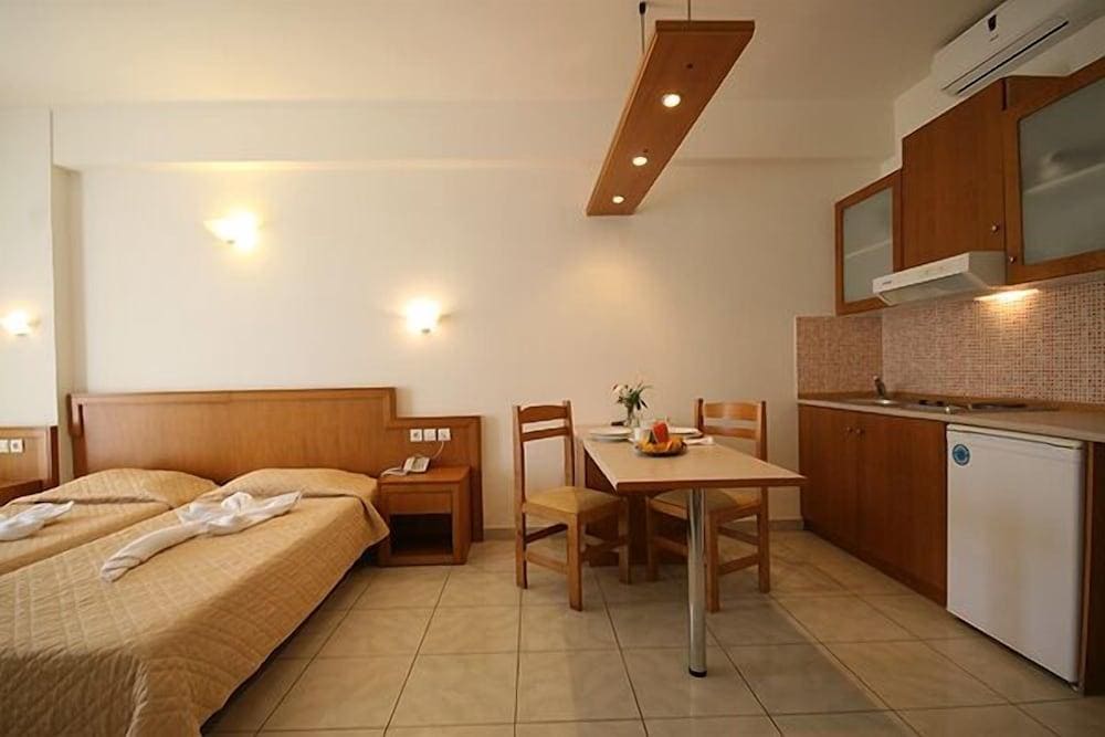 Castro Beach Hotel
