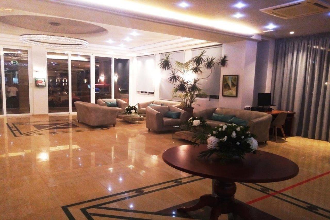 Castro Beach Hotel