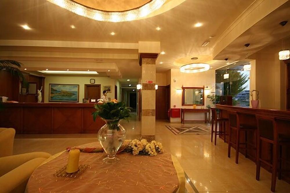 Castro Beach Hotel